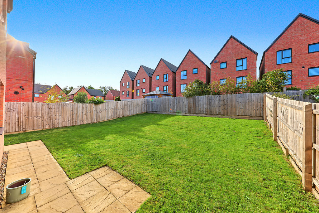 Woodcote Way Walton